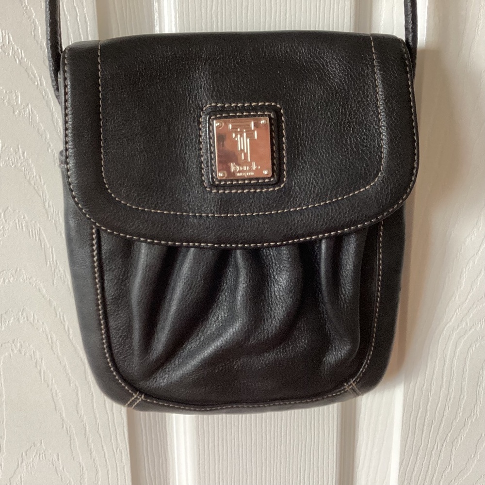 $22 Tignanello Leather Crossbody Bag. Black 24” drop strap.